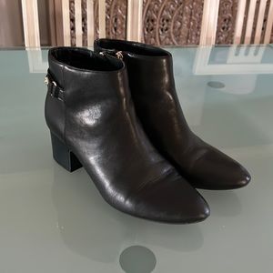 Anne Klein black ankle boots size 8